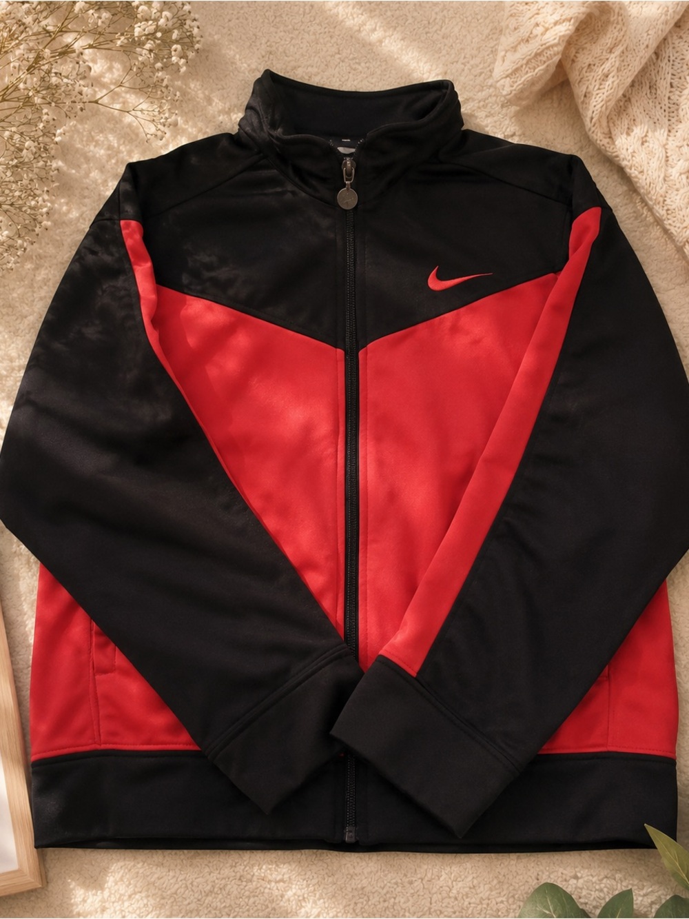 ❤️🖤 Youth Nike Zip-Up Jacket ❤️🖤